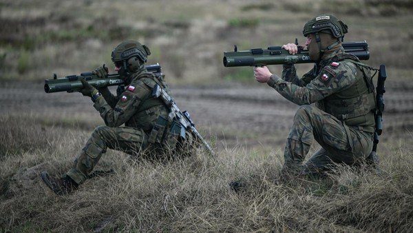 Wehrdienst und Musterung: Sind Jugendliche in anderen Ländern besser dran?