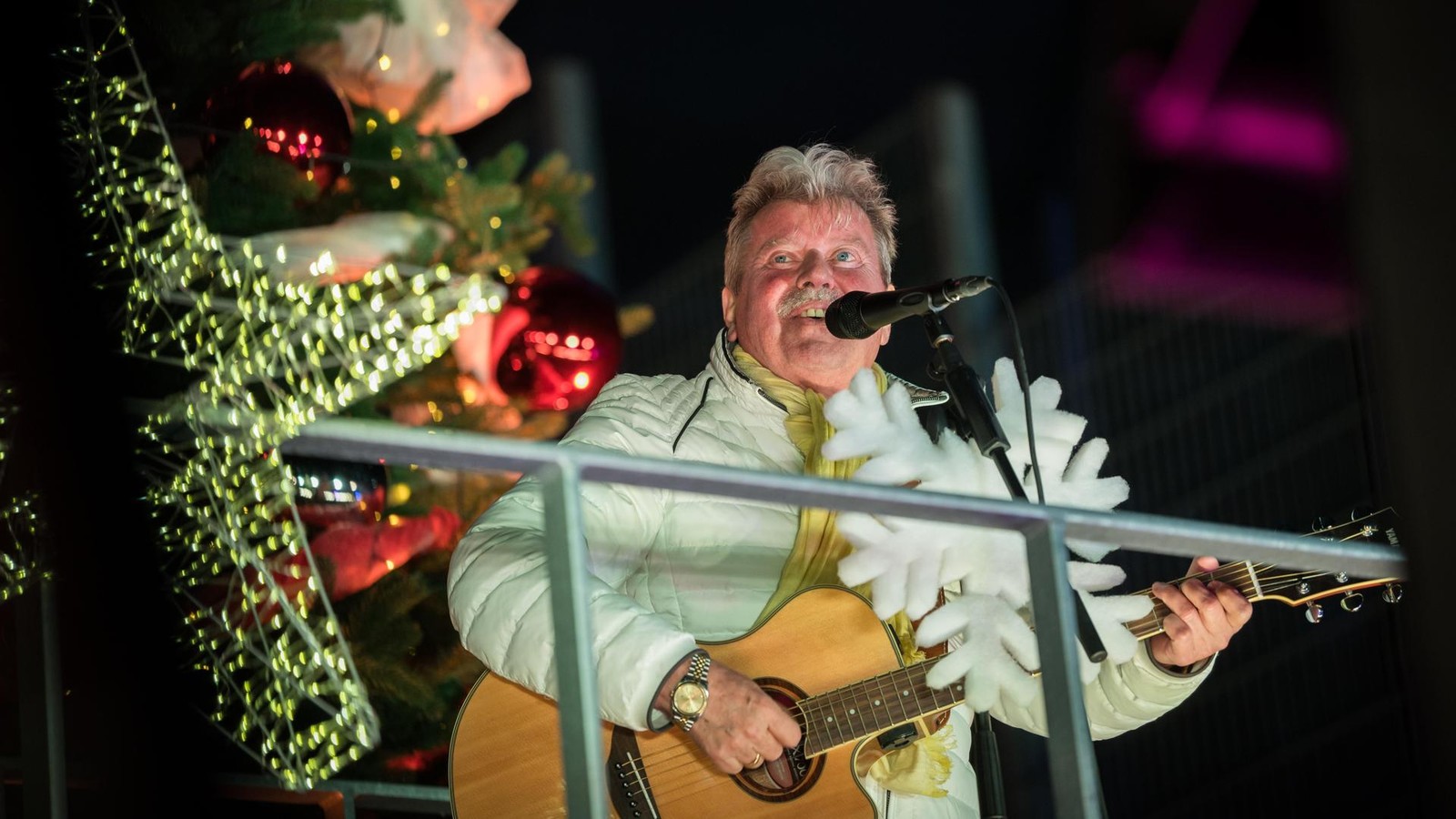 Weihnachtssingen-2025-in-NRW-Dortmunder-Ticket-Wahnsinn-und-vieles-mehr
