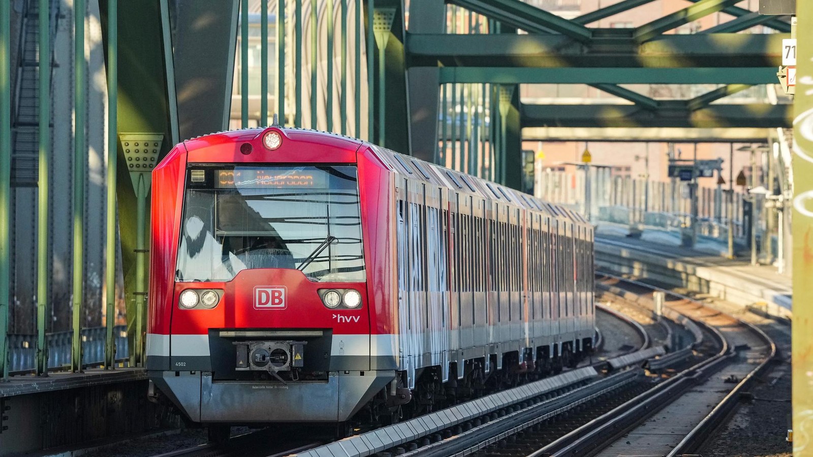 S-Bahn-in-Hamburg-Diese-Linie-ist-besonders-unp-nktlich