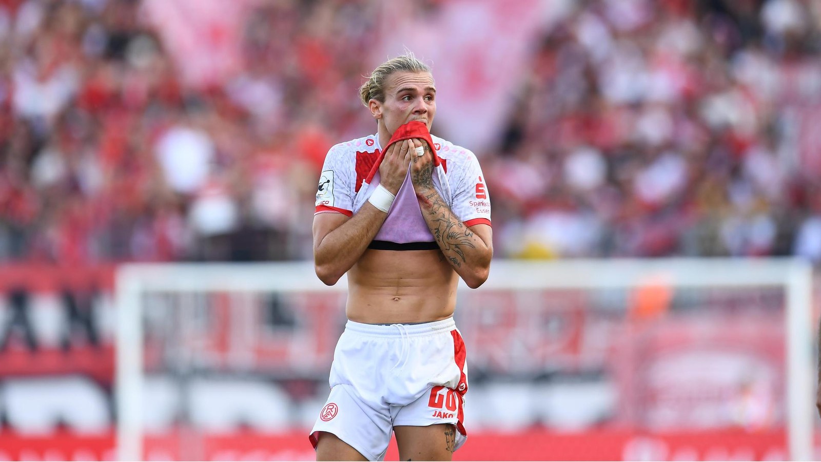 Wechsel-perfekt-Tom-Moustier-verl-sst-Rot-Weiss-Essen-gen-Portugal