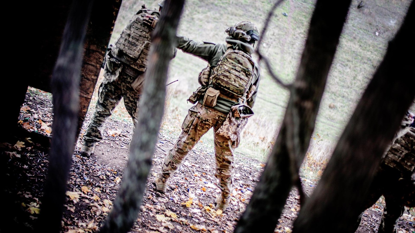 Armee-der-zweiten-Chancen-Ex-H-ftlinge-trainieren-f-r-die-Front