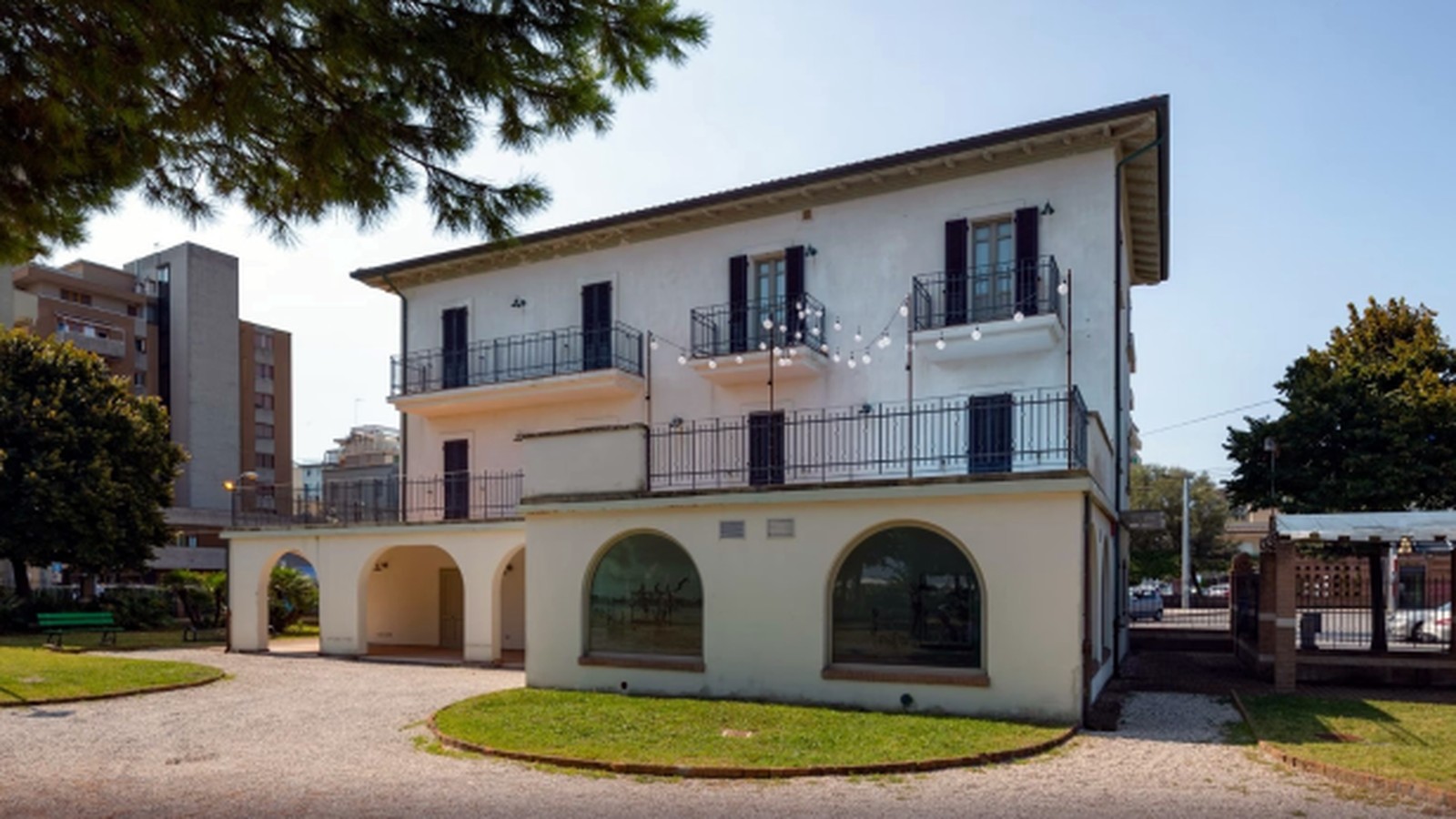 Mussolinis-Villa-wird-versteigert-doch-um-das-Haus-tobt-ein-Streit