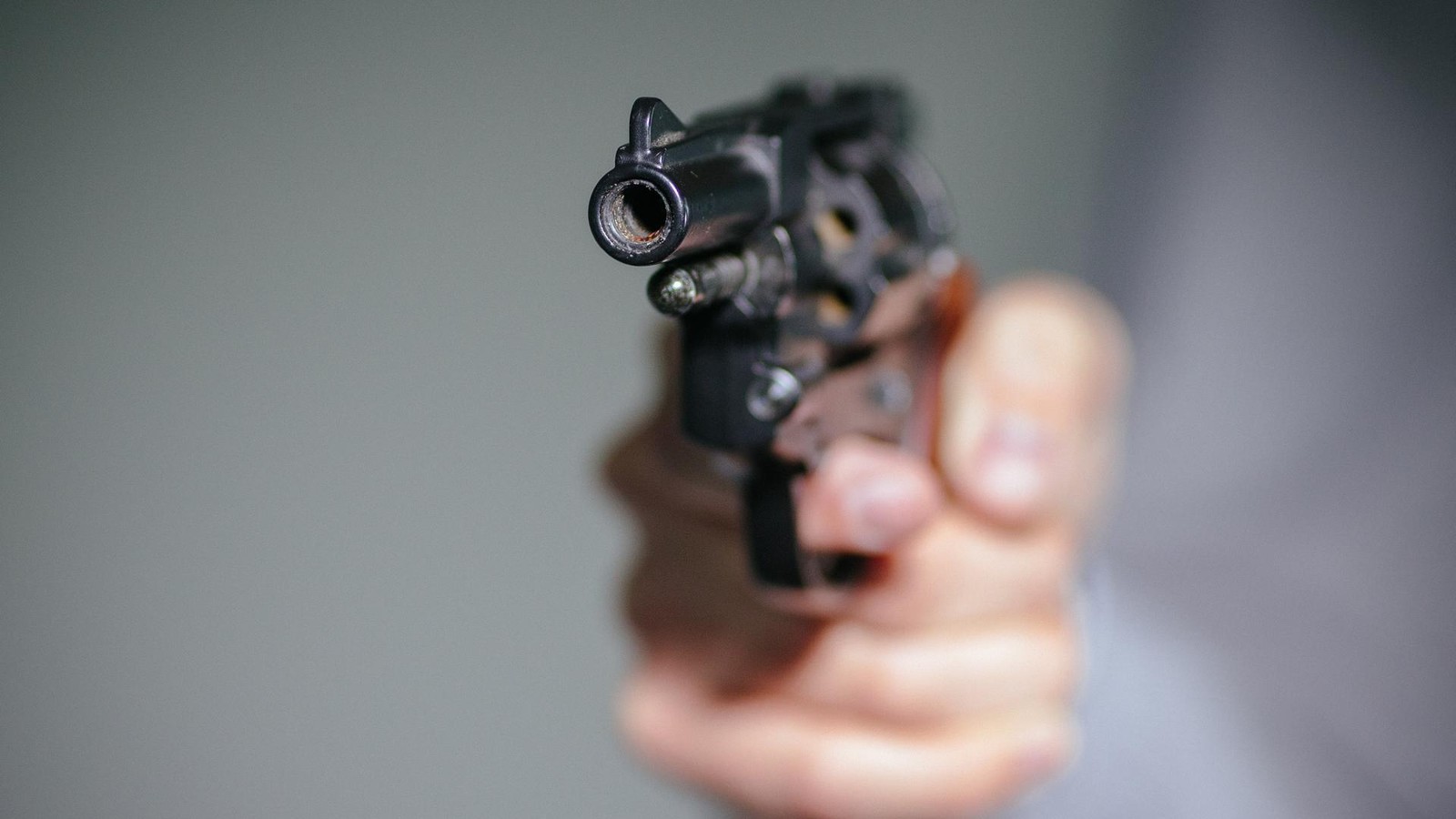 Kinder-in-Gotha-mit-Waffe-bedroht