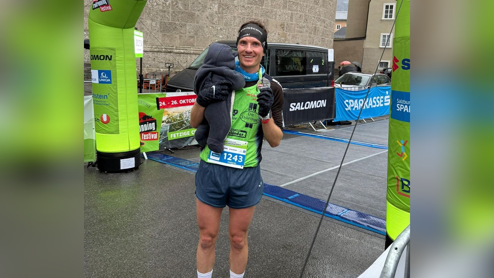 Topl-ufer-Marcel-Krieghoff-Vielleicht-irgendwann-mal-ein-Kinderwagen-Rennen-