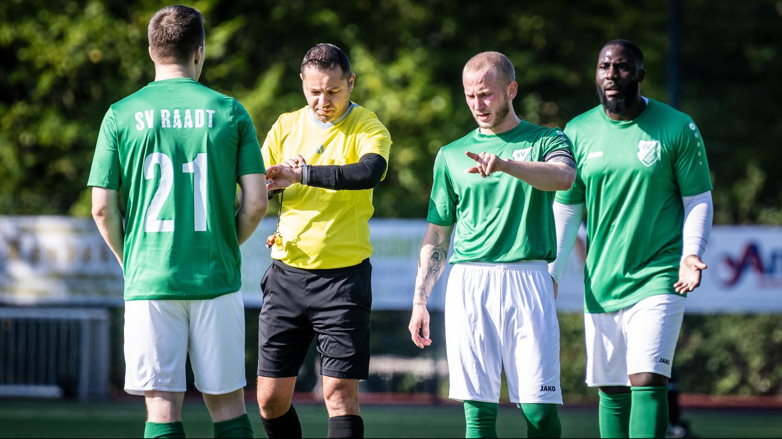 Nach-112-Gegentoren-in-11-Spielen-M-lheimer-Klub-zieht-erste-Mannschaft-zur-ck