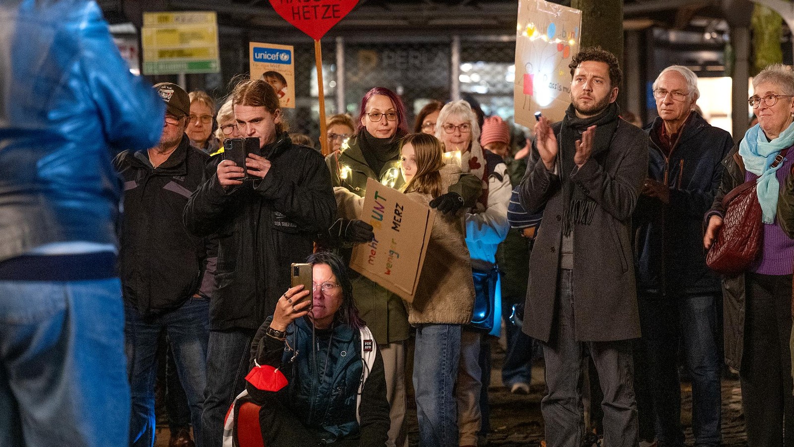 Stadtbild-Demo-Nur-knapp-200-Duisburger-protestieren-bei-der-CDU