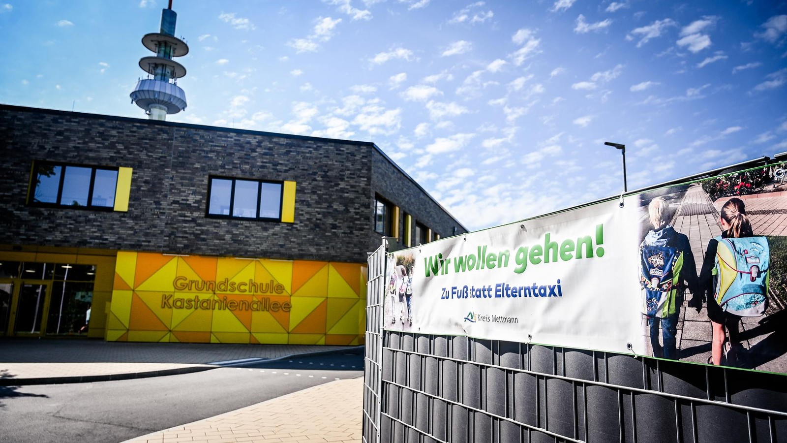 Urteil-Mann-befriedigte-sich-im-Auto-vor-Velberter-Grundschule