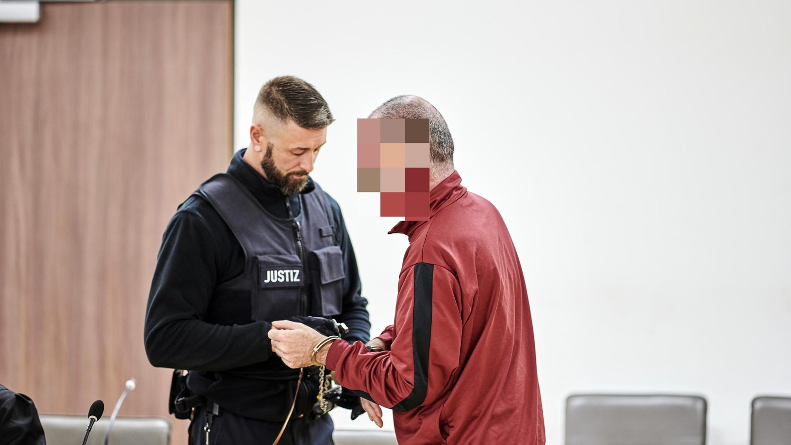 Nach-Brandanschlag-in-Gera-So-gef-hrlich-war-die-Attacke-auf-die-Frau