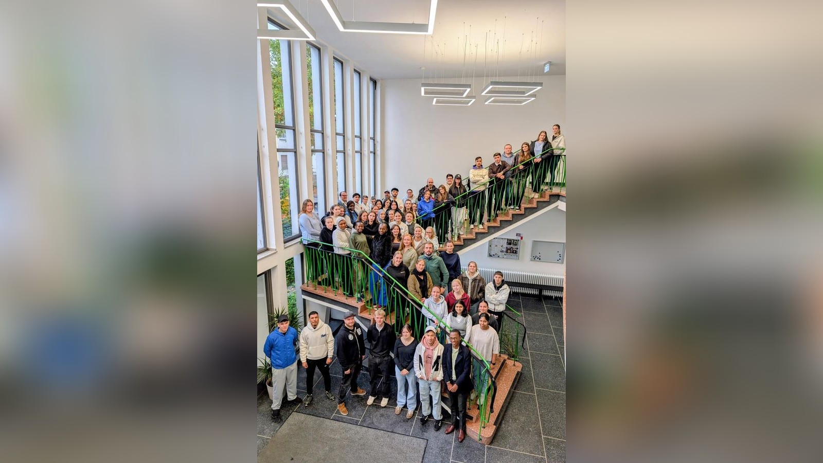 Klinikum-Hochsauerland-Ausbildungsstart-f-r-164-Pflegefachkr-fte