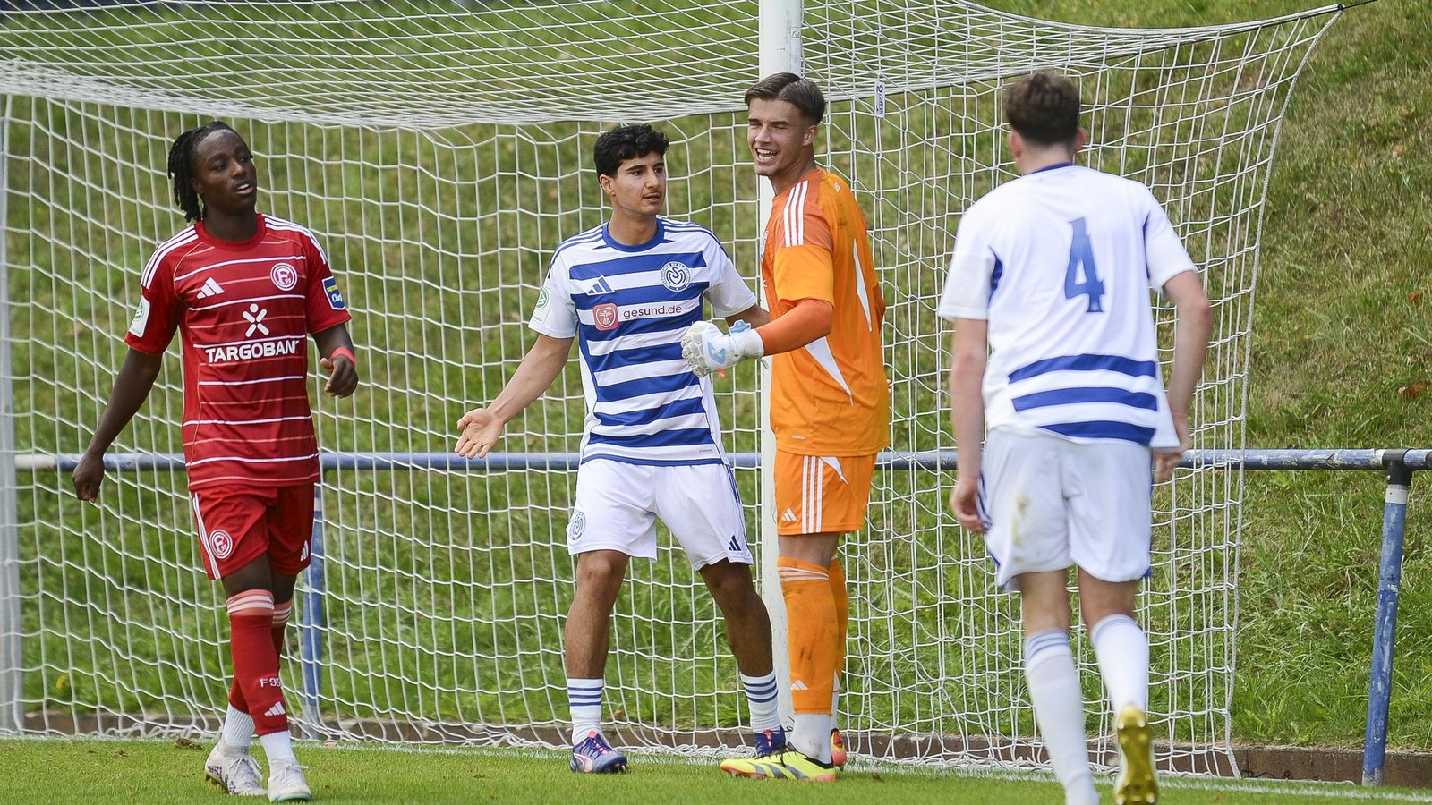 U19-des-MSV-Duisburg-hat-die-A-Liga-fest-im-Blick