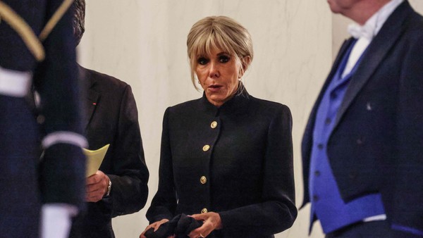 „Lebensfreude verloren“: So sehr leidet Brigitte Macron unter Mobbing