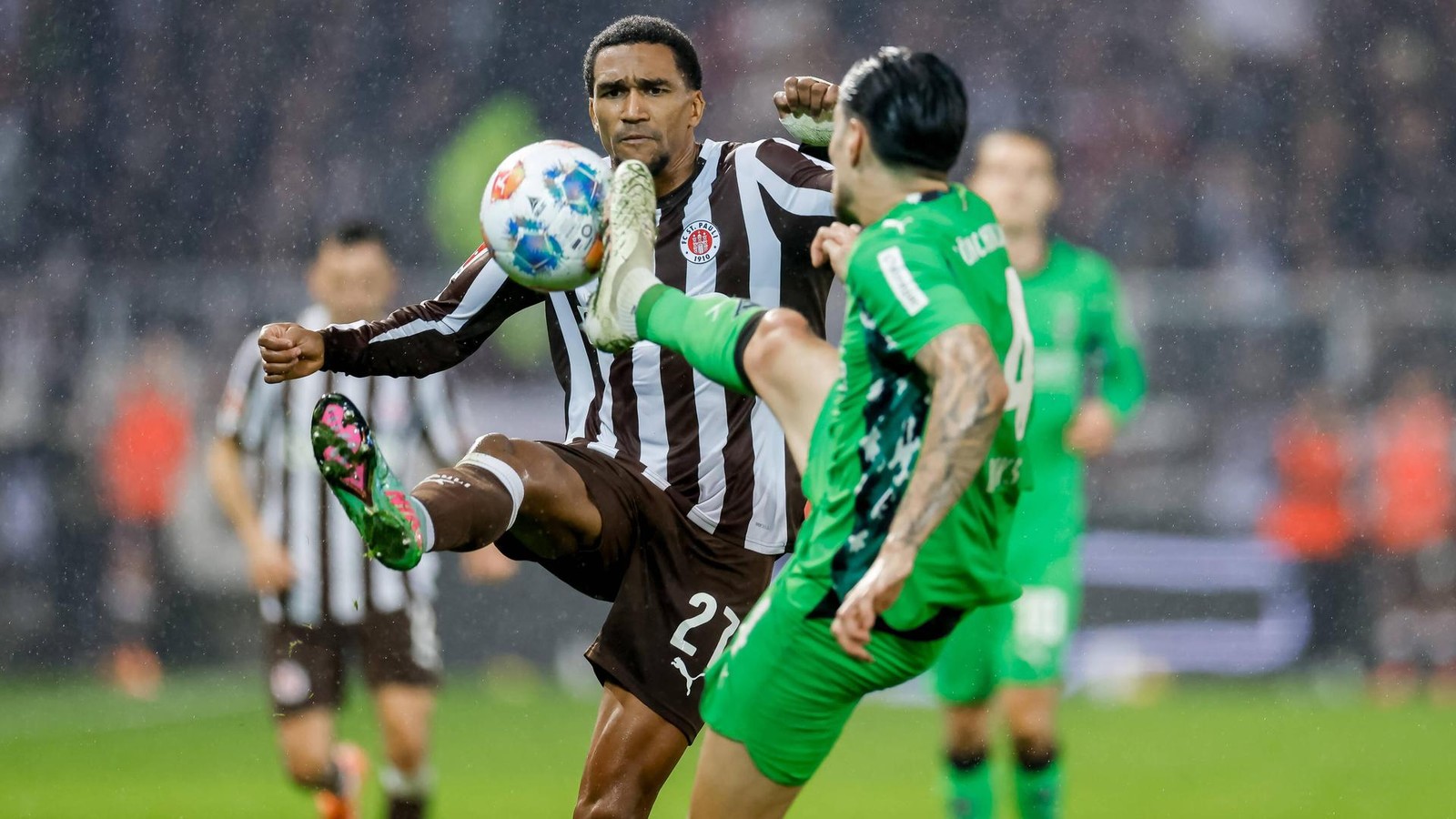 553-Liga-Minuten-torlos-Verteidiger-gibt-St-Paulis-St-rmern-Tipps