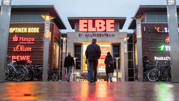 Spielzeugladen im Elbe-Einkaufszentrum verkündet traurige Botschaft