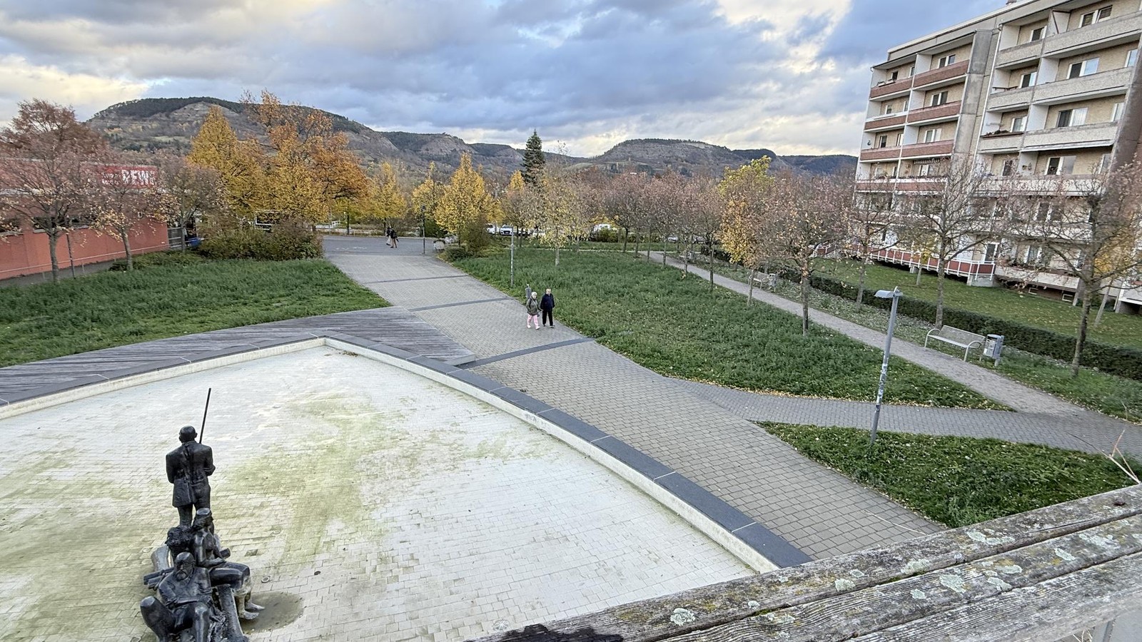 Winzerla-ringt-um-Zentrum-drei-Millionen-zwei-Initiativen-eine-Zwickm-hle