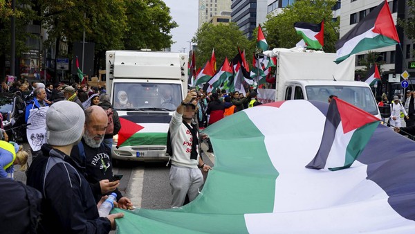 Großdemos zu Gaza und AfD-Verbot: Legen 20.000 die City lahm?