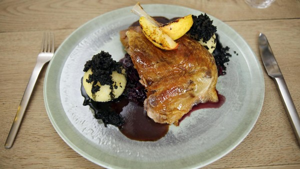 Als Schlemmer-Menü oder to go: Hier gibt es leckeren Gänsebraten