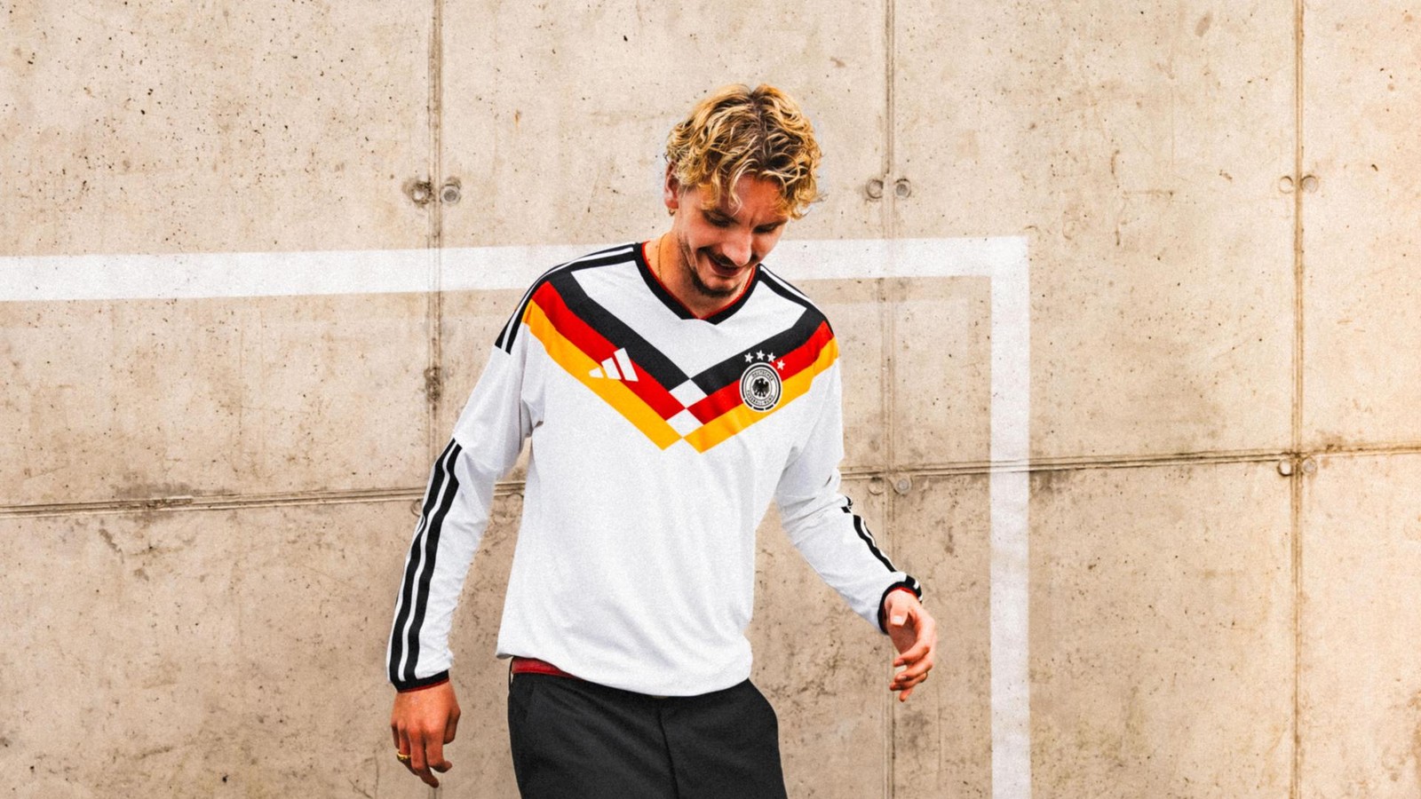 neunziger-sind-zur-ck-dfb-reitet-retro-welle-angst-vor-der-zukunft