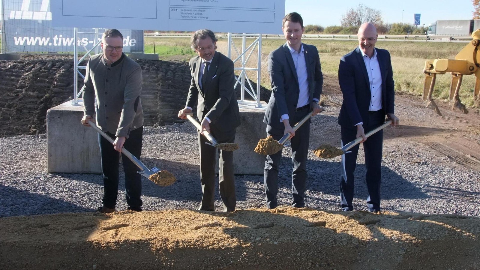 Saale-Holzland-Start-f-r-Mega-Industriegebiet-am-Hermsdorfer-Kreuz