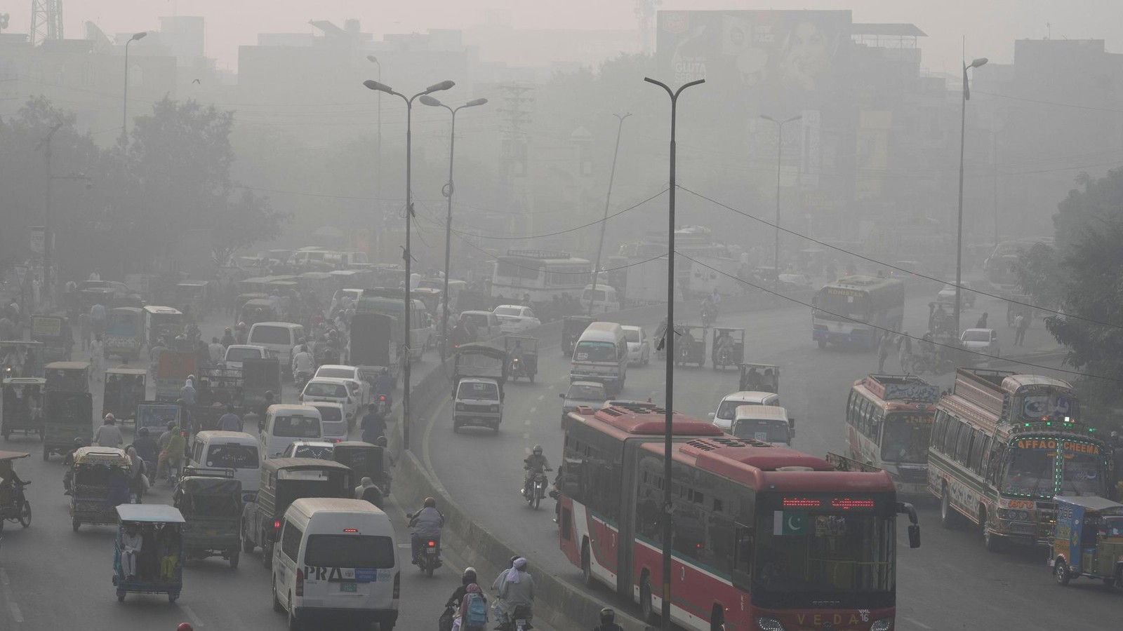 Feinstaub-schadet-dem-Gehirn-Neue-Studien-zeigen-Zusammenhang-mit-Demenz