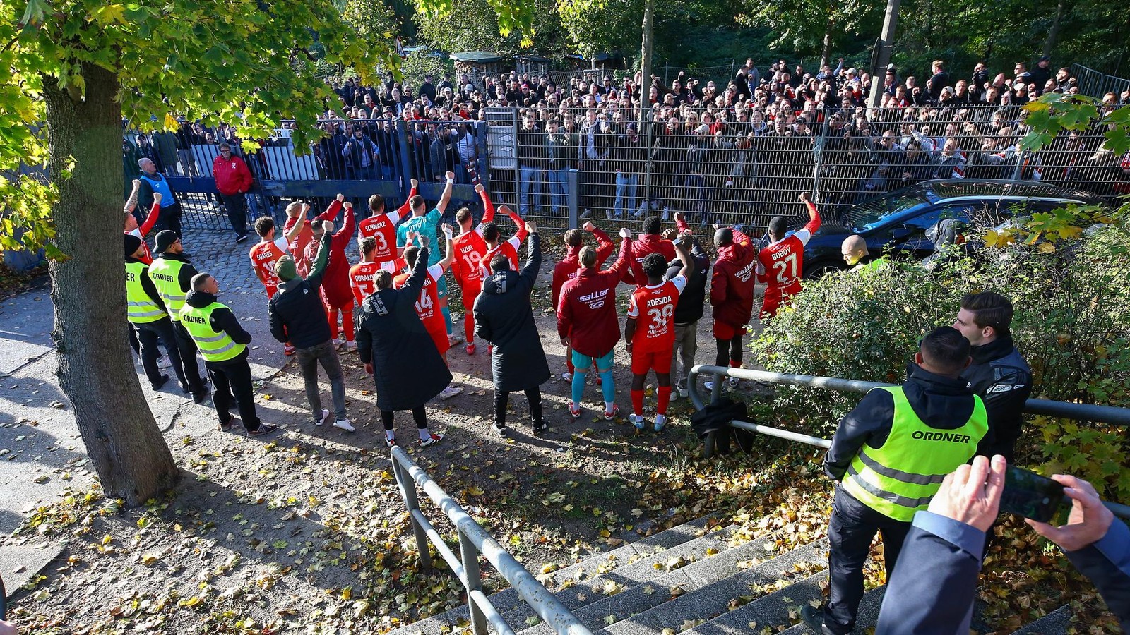 After riot and scarf theft: Suspected Rot-Weiss fans face stadium ban