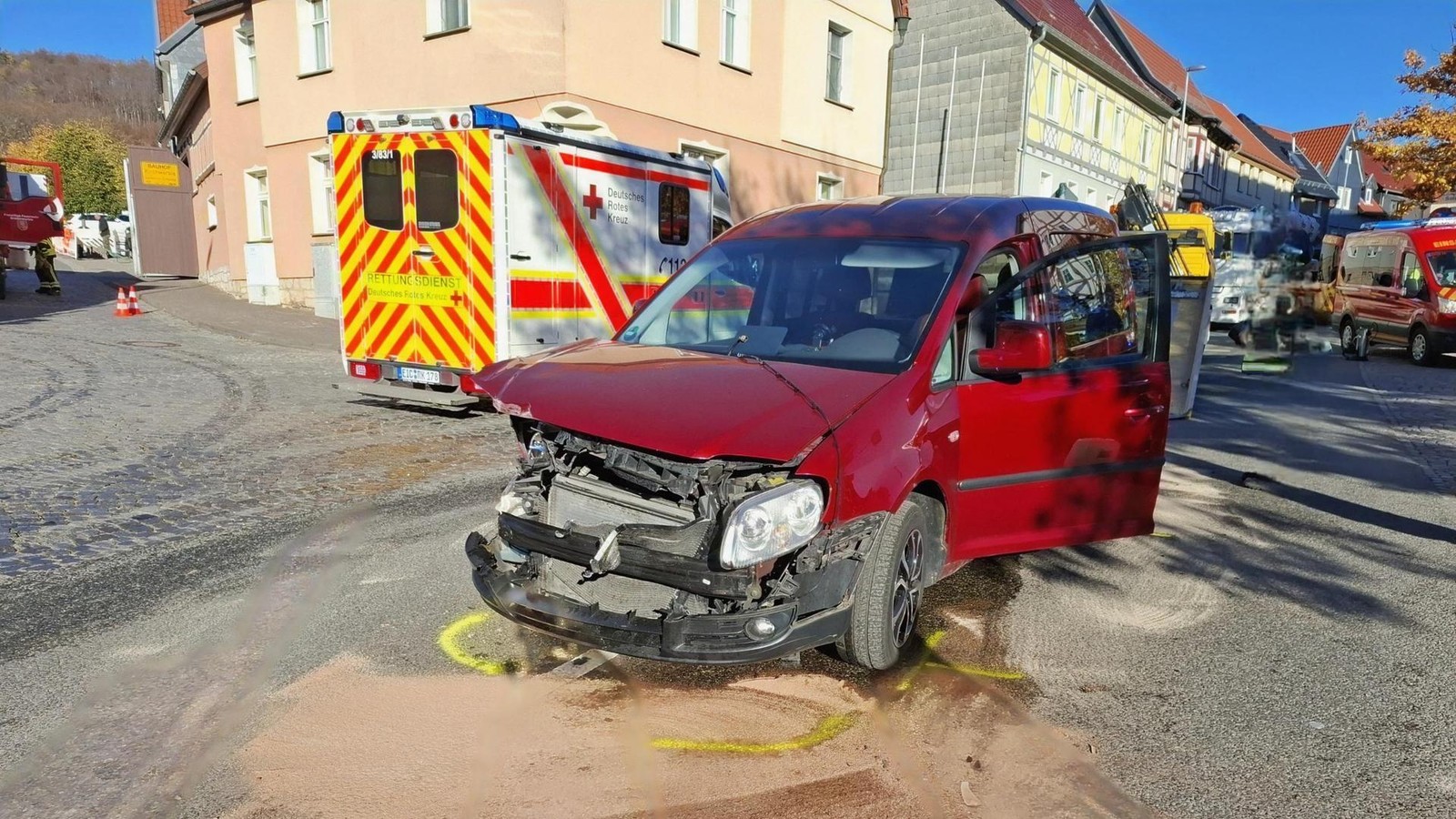 Major emergency response in Eichsfeld: Drivers insult firefighters and run ...