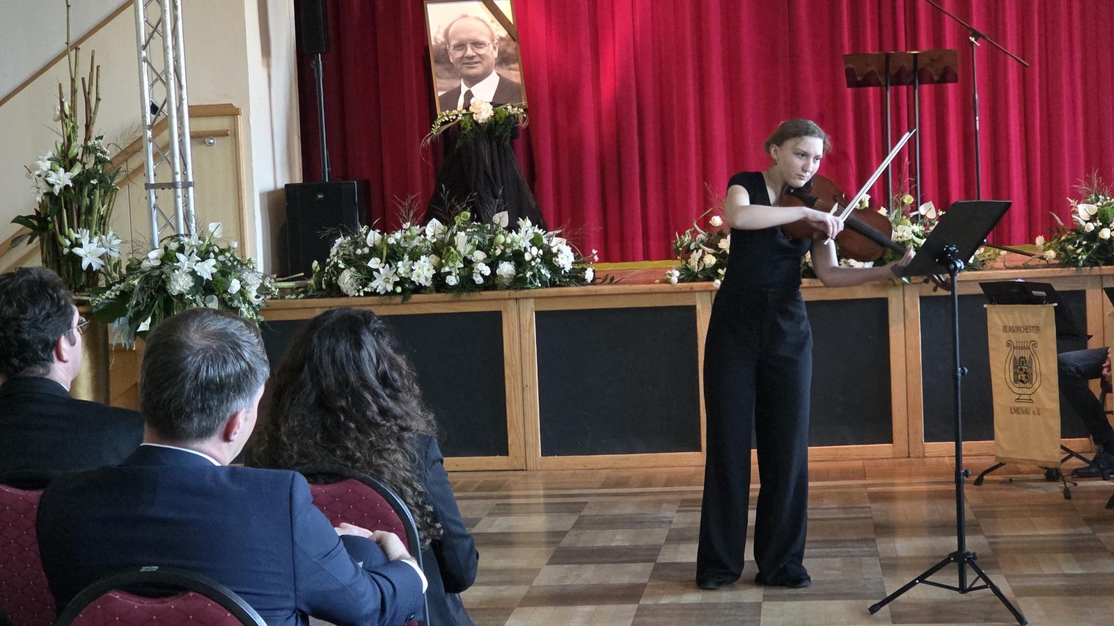 liebevolle-erinnerungen-an-den-landrat-der-ersten-stunde