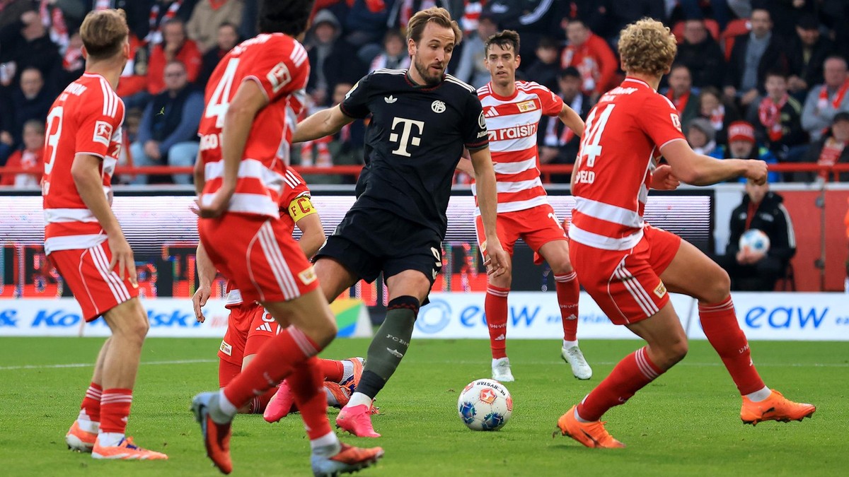 Die Profis von Union Berlin halten Harry Kane (Mitte) und Bayern München lange Zeit in Schach. 