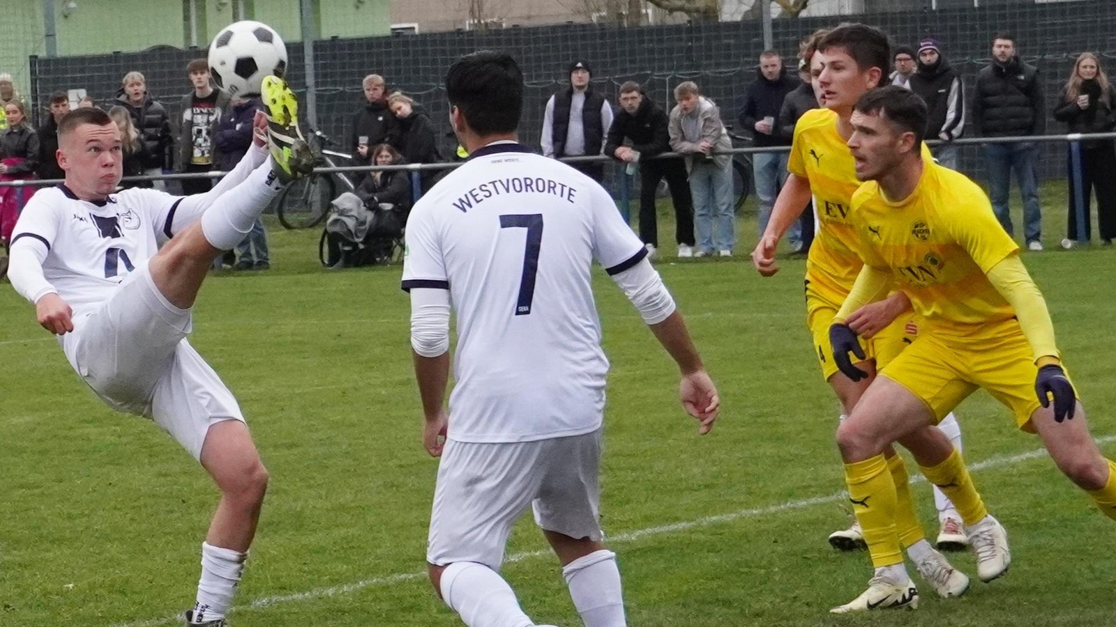 Ein-Freisto-bringt-die-Rettung-f-r-Gera-Westvororte-gegen-Wacker-Nordhausen