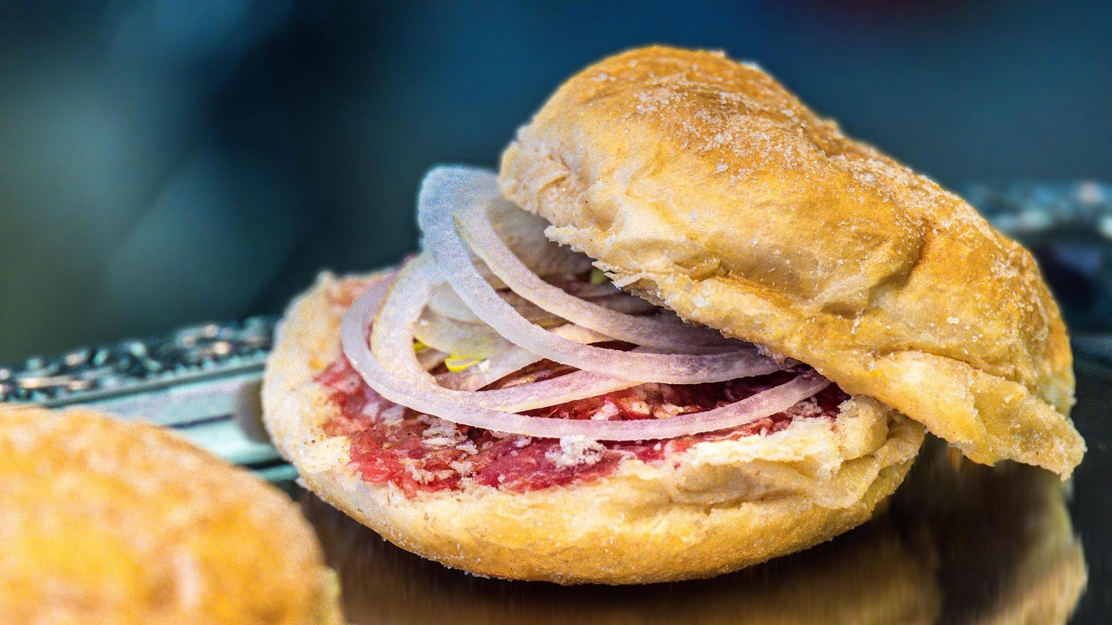 gehacktes-als-gl-cksbringer-diese-kuriose-geschichte-steckt-hinter-dem-erfolg-des-sv-p-llwitz