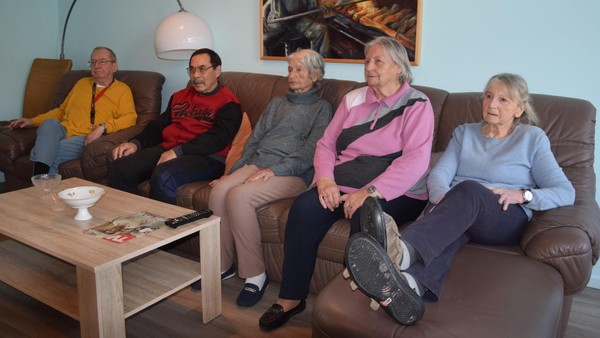 Senioren-WG mit zehn Bewohnern: „Allein versauert man doch nur“