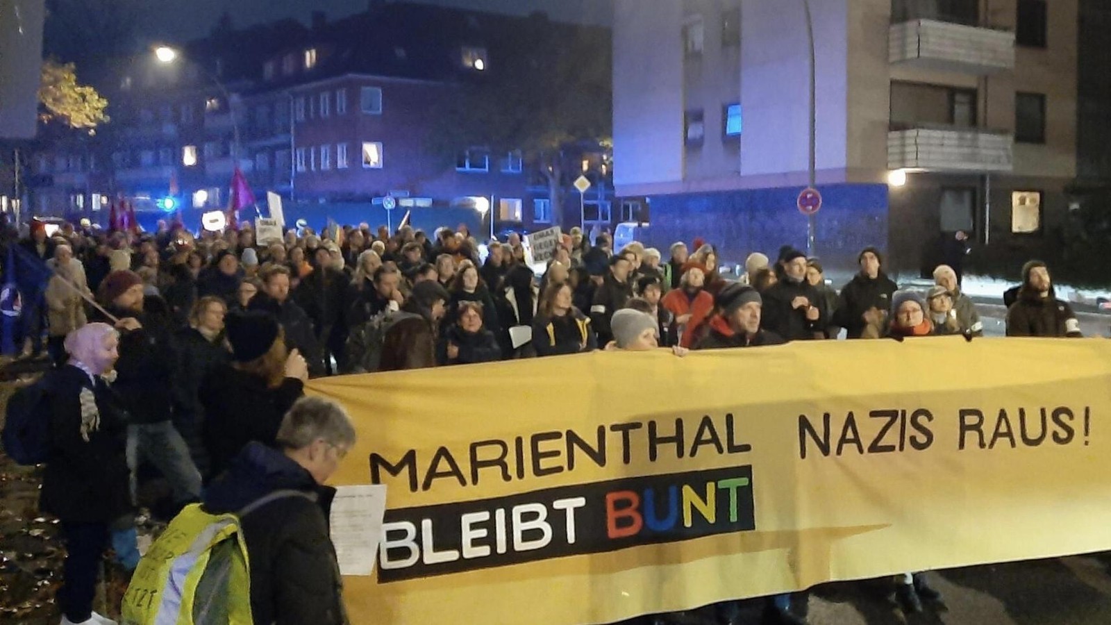 -L-amour-toujours-Lied-aus-Sylt-Video-ert-nt-w-hrend-Pogromgedenken