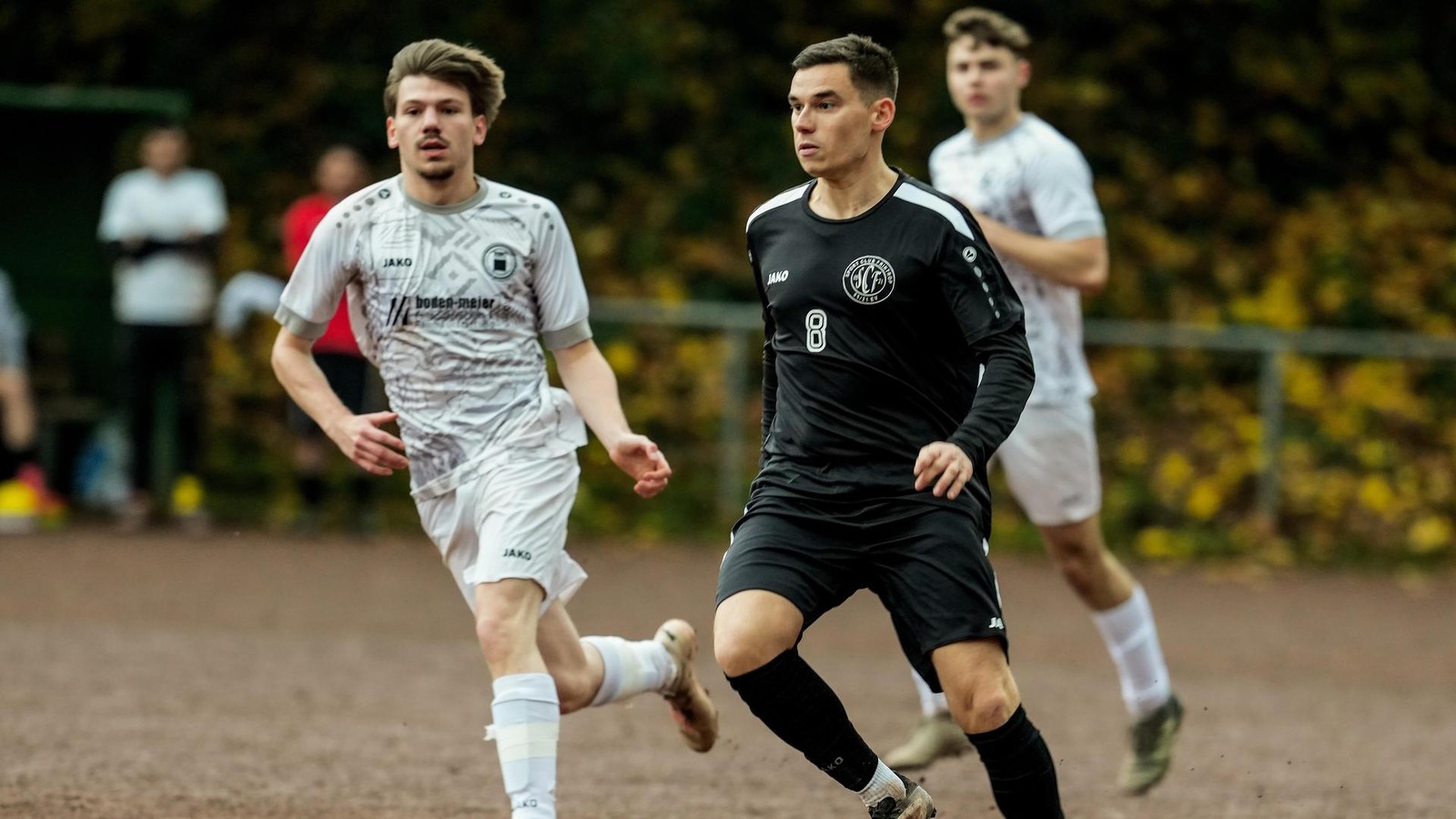 Erstes-Essener-Team-knackt-die-100-Tore-Marke-Leon-das-gibt-eine-Kiste-