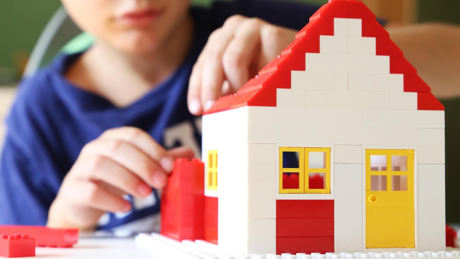 Geb-ude-wie-aus-Lego-So-sieht-die-Schule-der-Zukunft-aus