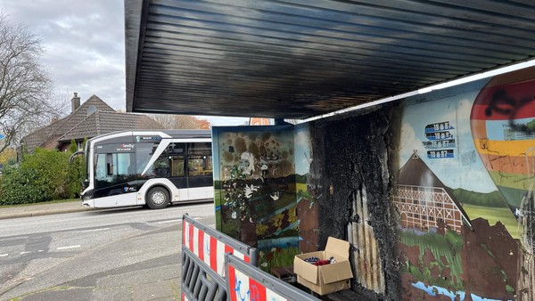 Zuständigkeitsgerangel? Bushäuschen seit Monaten gesperrt