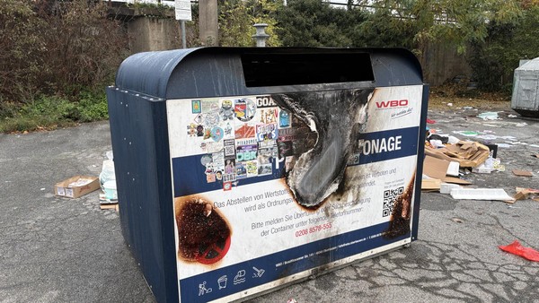 Müll-Hotspot in Oberhausen: Immer wieder Probleme auf Parkplatz