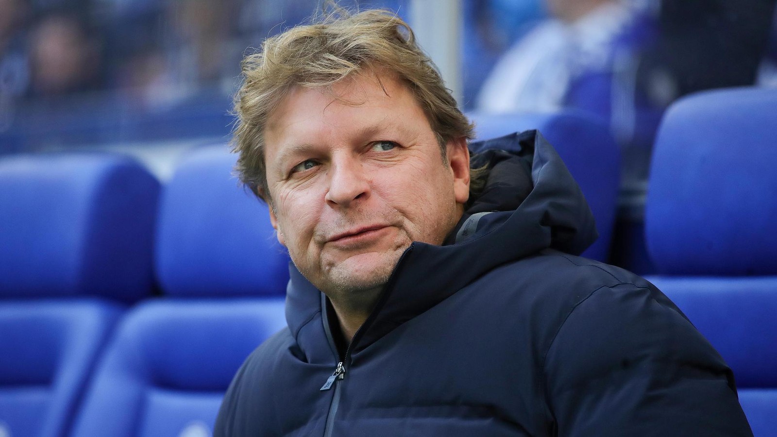 twente-gegen-schalke-mulder-scherzt-zwei-alte-herren-spielen