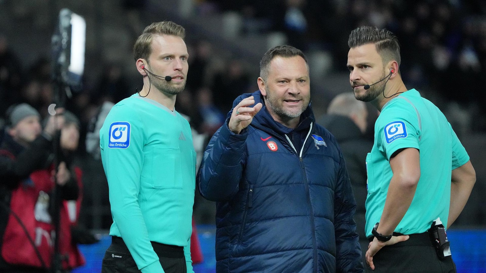 Profi-Schiedsrichter-aus-Essen-bei-Top-Spiel-im-europ-ischen-Ausland-im-Einsatz