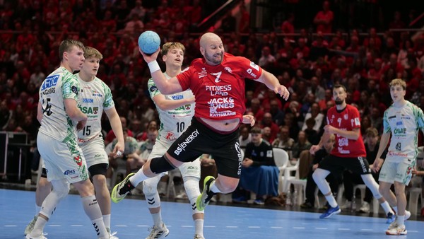 Schwieriger Start für den MTV Braunschweig im Topspiel gegen den HC Empor Rostock