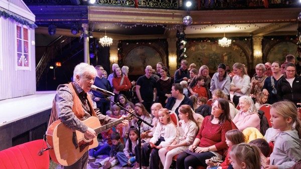 Rolf Zuckowski verlegt Weihnachtsbäckerei auf den Kiez – der Grund