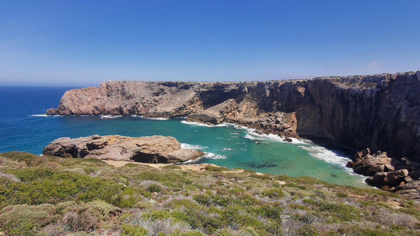 Portugal-Heftiger-Sturm-fegt-ber-Algarve-K-ste-mindestens-ein-Toter