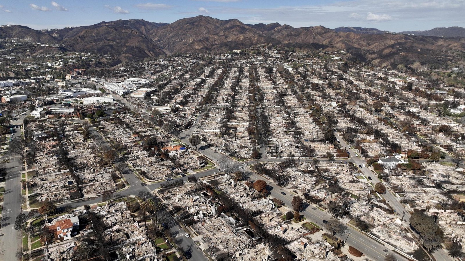 Regenst-rme-bedrohen-Los-Angeles-Sturzfluten-drohen