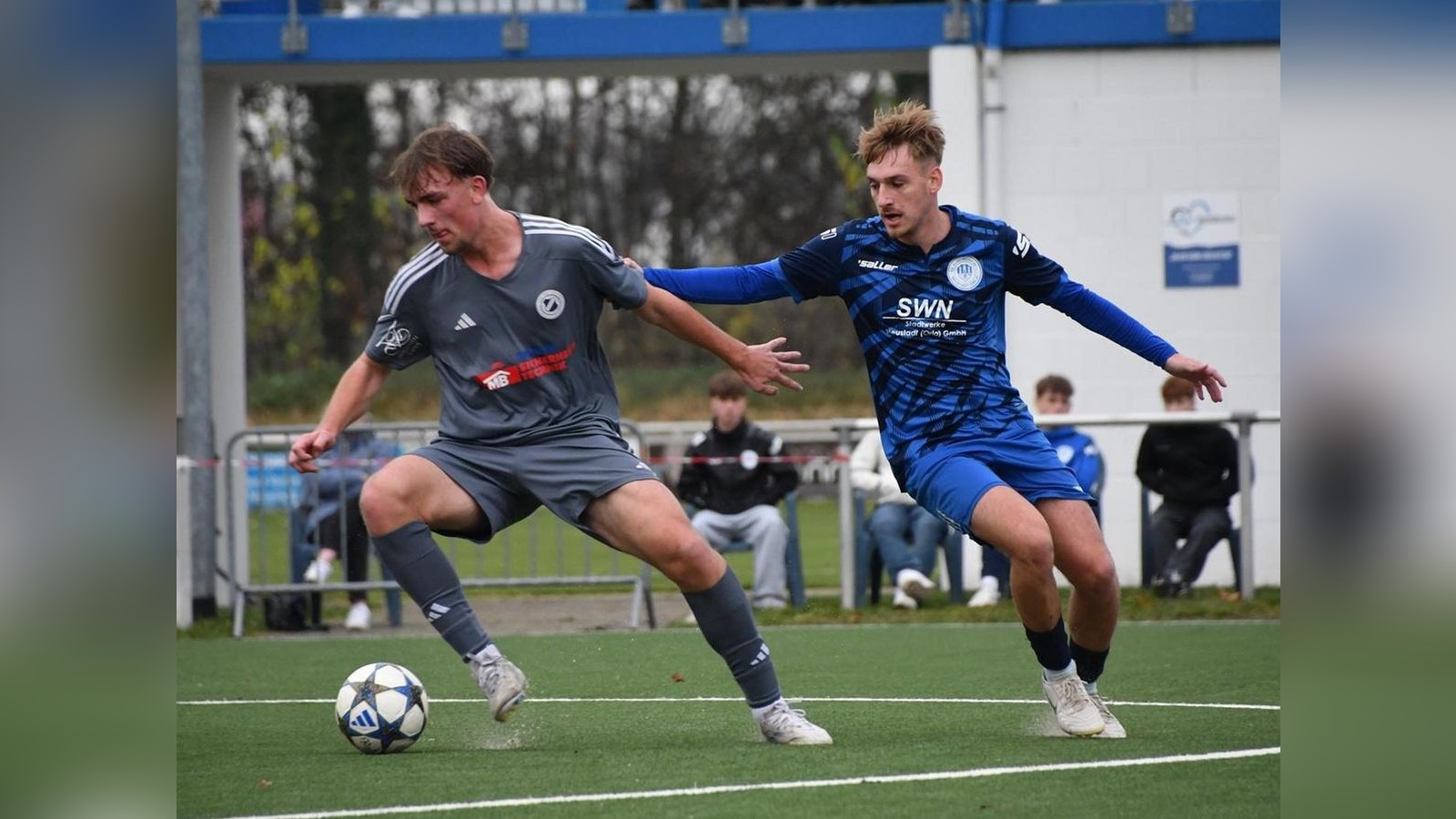 Handelfmeter-der-besonderen-Art-Diese-Szene-sorgt-bei-Neustadt-gegen-Bad-Langensalza-f-r-Aufregung