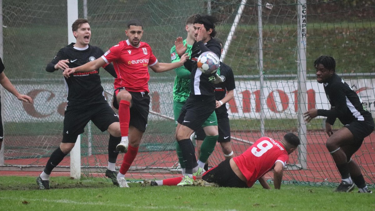 Derby in der Landesliga: SV Hohenlimburg 1910 - FC Borussia Dröschede.
