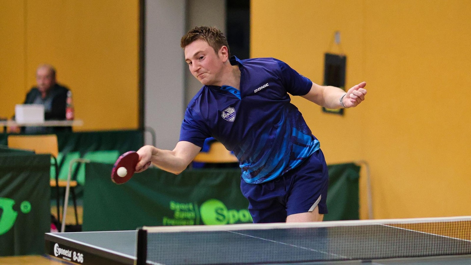 Florian-B-tticher-trumpft-auf-Breitenworbis-besiegt-Favorit-Greu-en