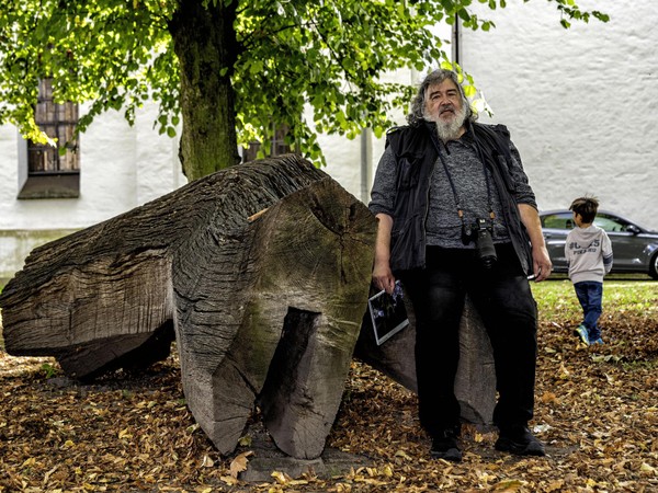 Hobby-Fotograf Burkhard Münster aus Frimmersheim erstellt Fotokalender für seinen Stadtteil 