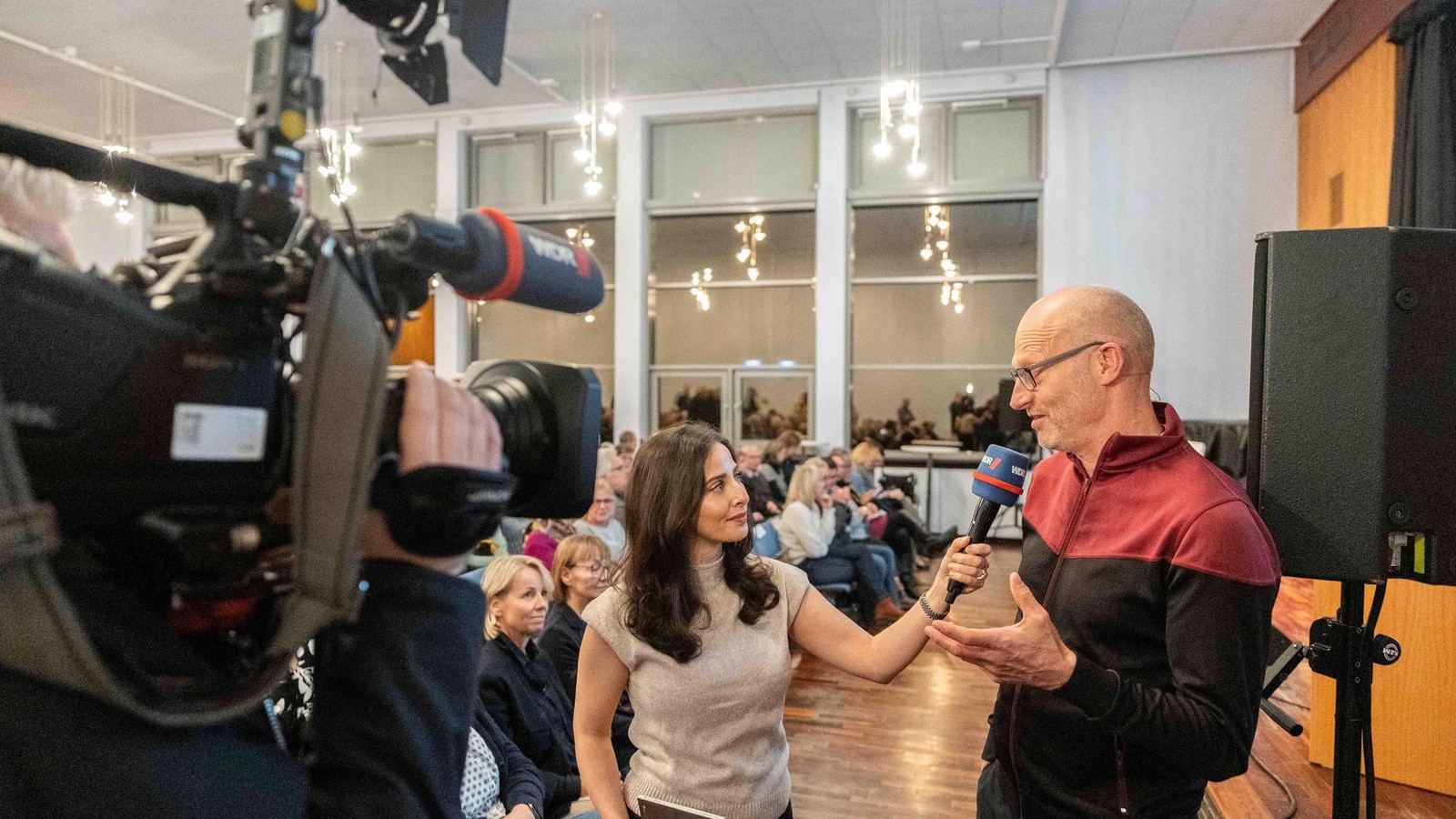 Joachim-Meyerhoff-und-sein-Herner-Opa-Gro-er-Bahnnhof-f-r-Bestseller-Autor