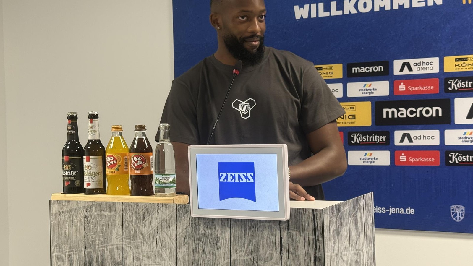 FCC-St-rmer-Manass-Eshele-verr-t-Mein-Zahn-war-nicht-da-wo-er-sein-sollte-