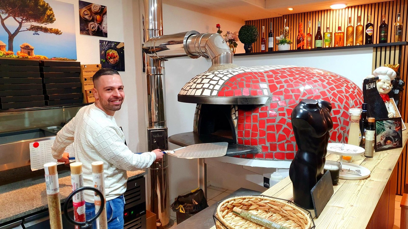 Geb-rtiger-Italiener-erf-llt-sich-im-Kyffh-userkreis-mit-Pizzeria-einen-Kindheitstraum