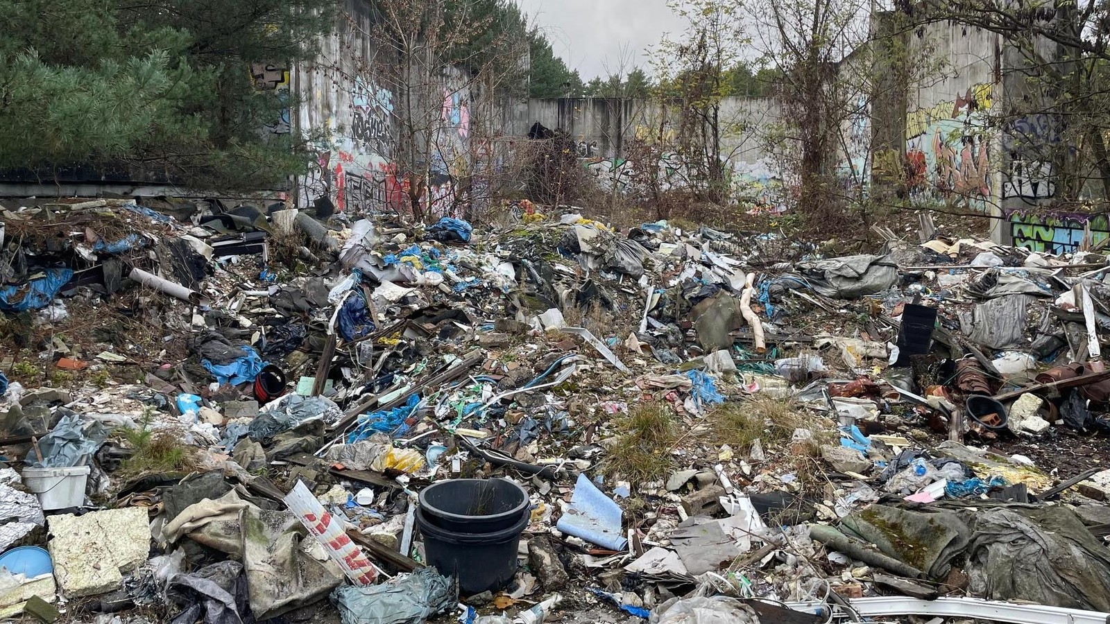 Umwelt-Sauerei-im-Berliner-S-dosten-Beh-rden-greifen-nun-durch