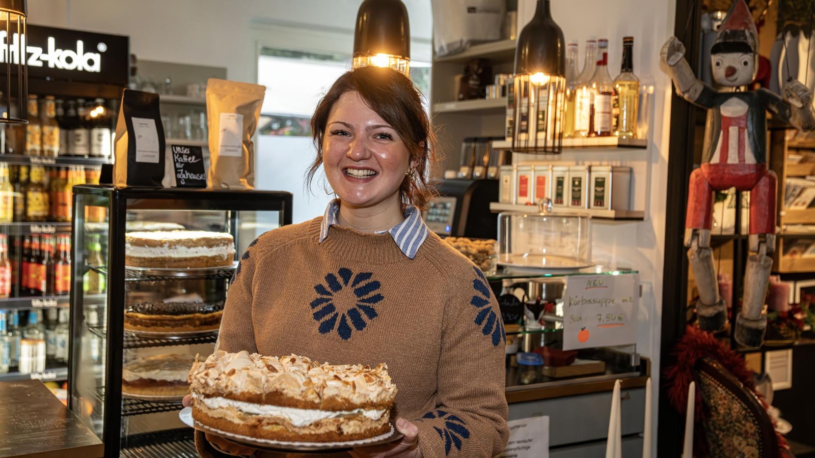 Moerser-Caf-Stil-und-Bl-te-Hier-gibt-s-die-neusten-Dekotrends-zu-Weihnachten